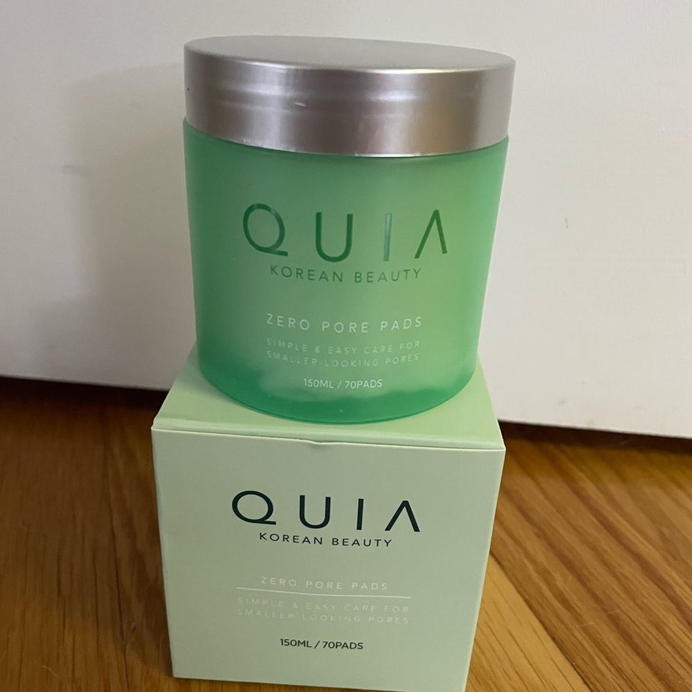 Zero Pore Pads - Quia Korean pore pads 70 count 150ml